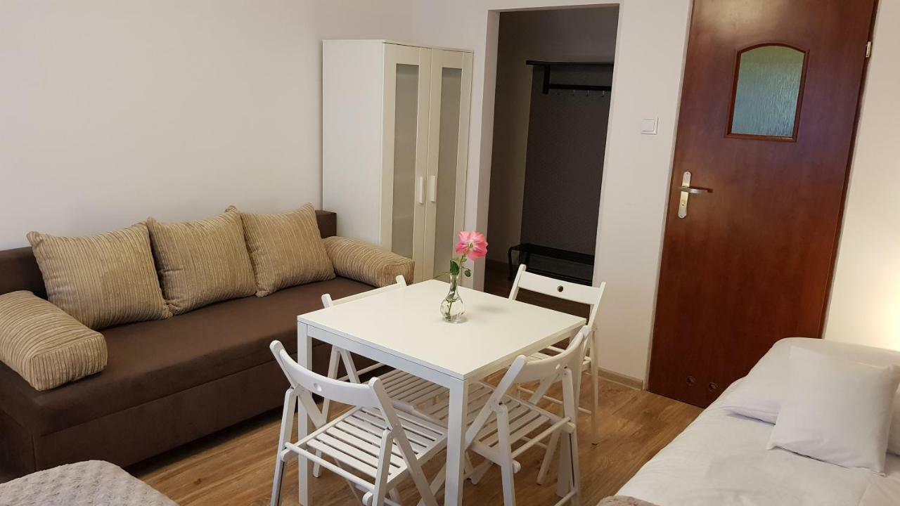 Pokoje Goscinne Venezia Czaplinek Exterior foto